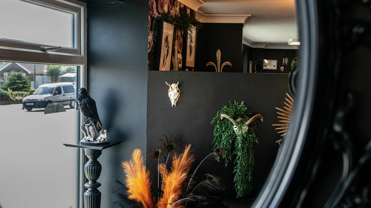 Cherry Bones Tattoo - UK, 184 South Coast Road - Peacehaven